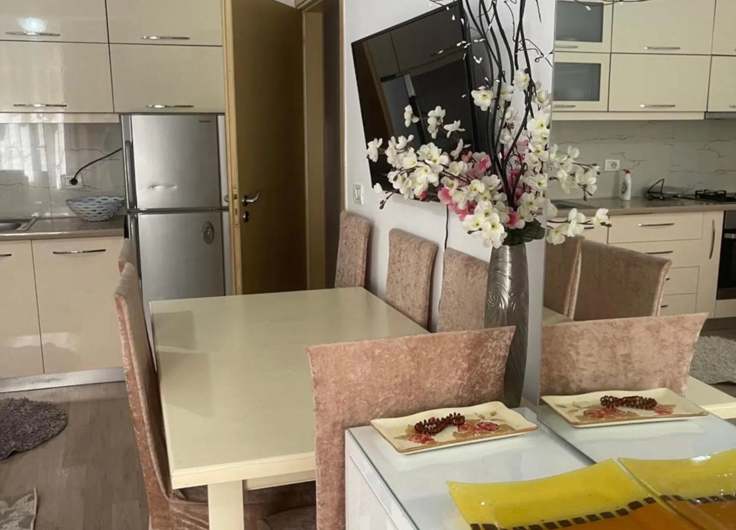 Ludi Apartment Gjirokaster