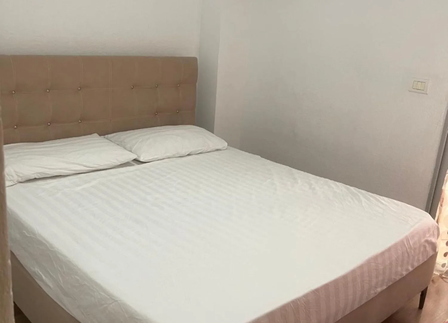 Ludi Apartment Gjirokaster 0*,