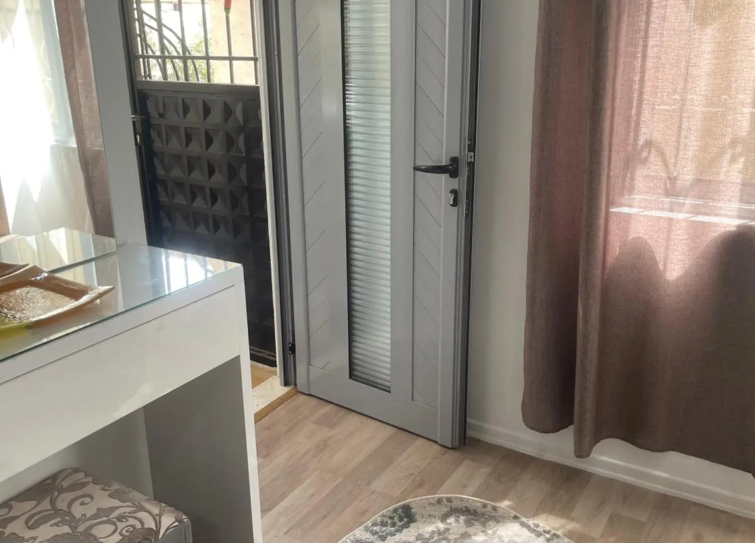 Ludi Apartment Gjirokaster